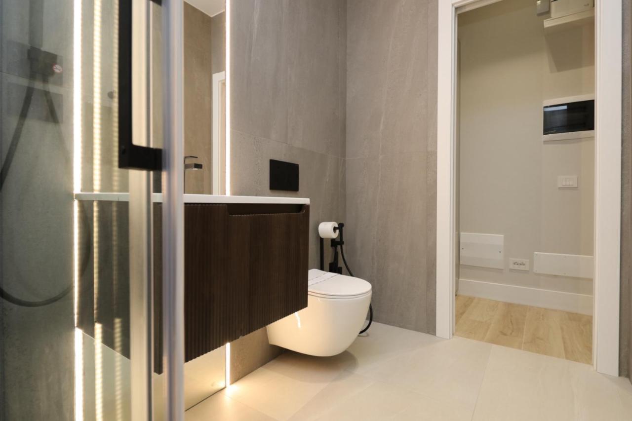 Renovated & Fully Equipped-Luxurious-2Room Fontana Suite, It Just Doesn'T Get Any Better! أولبيا المظهر الخارجي الصورة