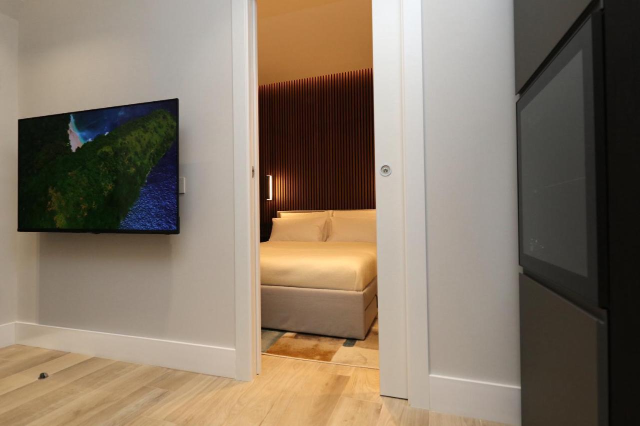 Renovated & Fully Equipped-Luxurious-2Room Fontana Suite, It Just Doesn'T Get Any Better! أولبيا المظهر الخارجي الصورة