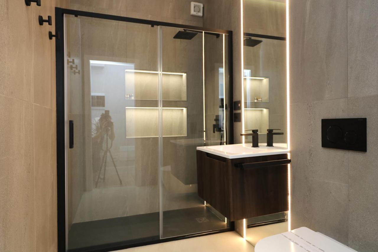 Renovated & Fully Equipped-Luxurious-2Room Fontana Suite, It Just Doesn'T Get Any Better! أولبيا المظهر الخارجي الصورة